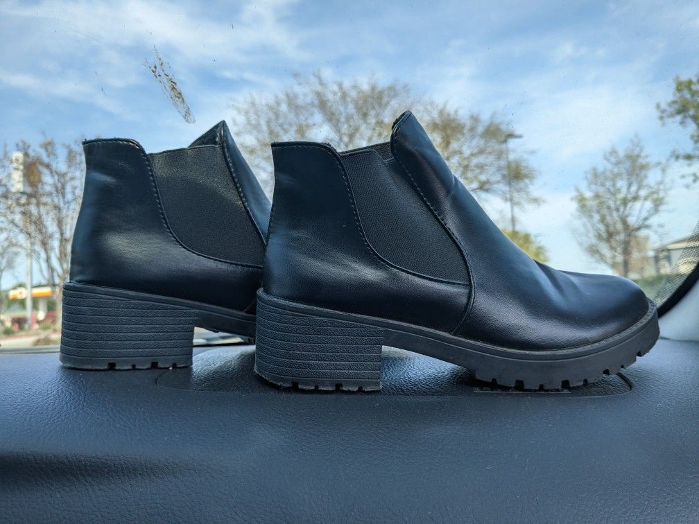 Women's Black Booties