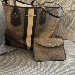 Large Michael Kors Purse With Medium Change Bag