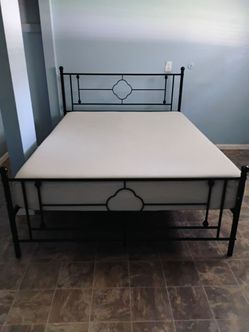 Queen bed frame and rail