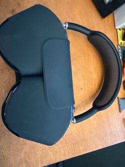 AirPod pro max