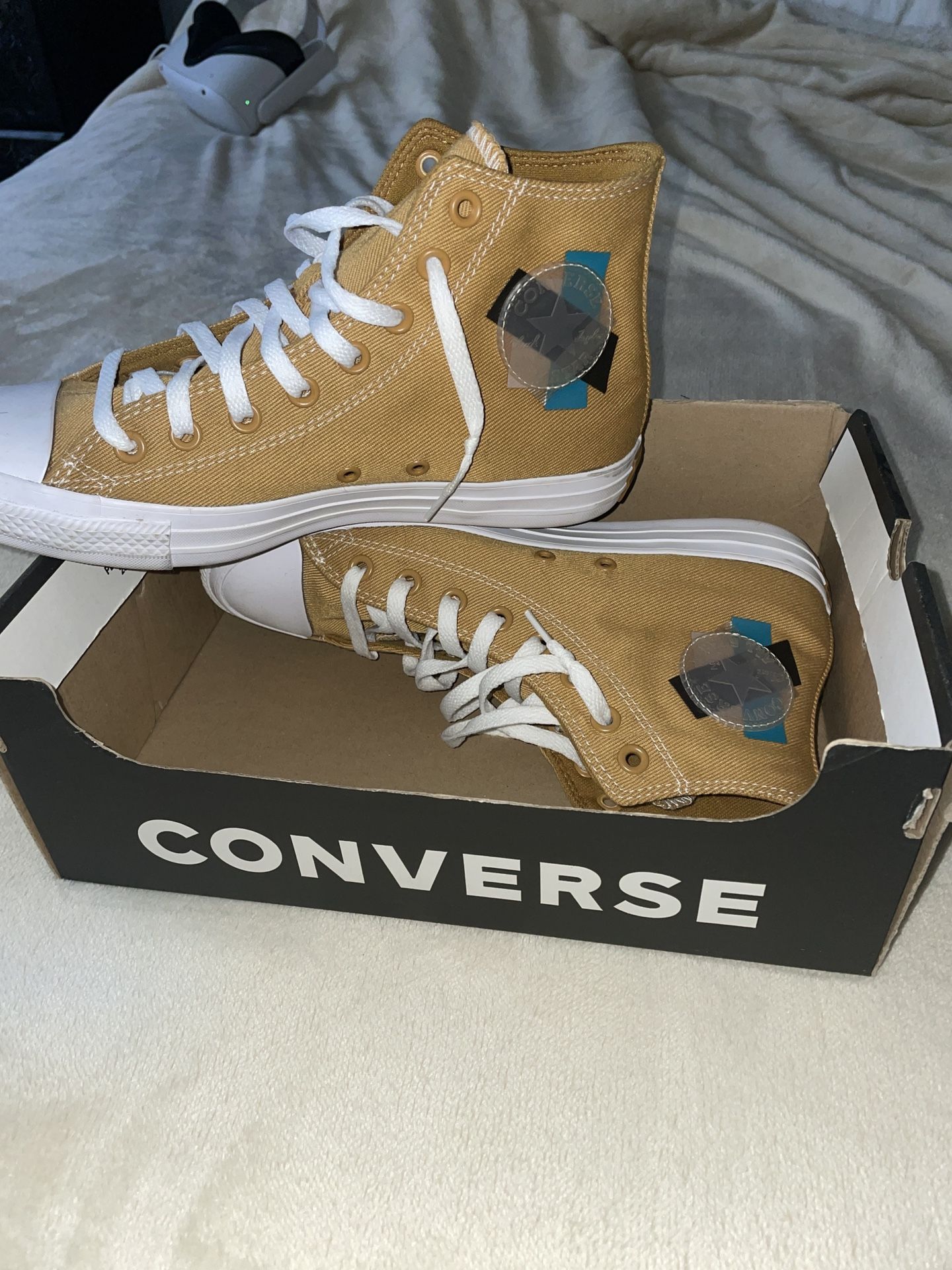 Converse