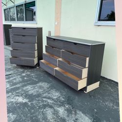 8 and 5 drawers dresser/ Eight and five drawers dresser