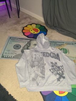 GREY GRAPHIC HOODIE
