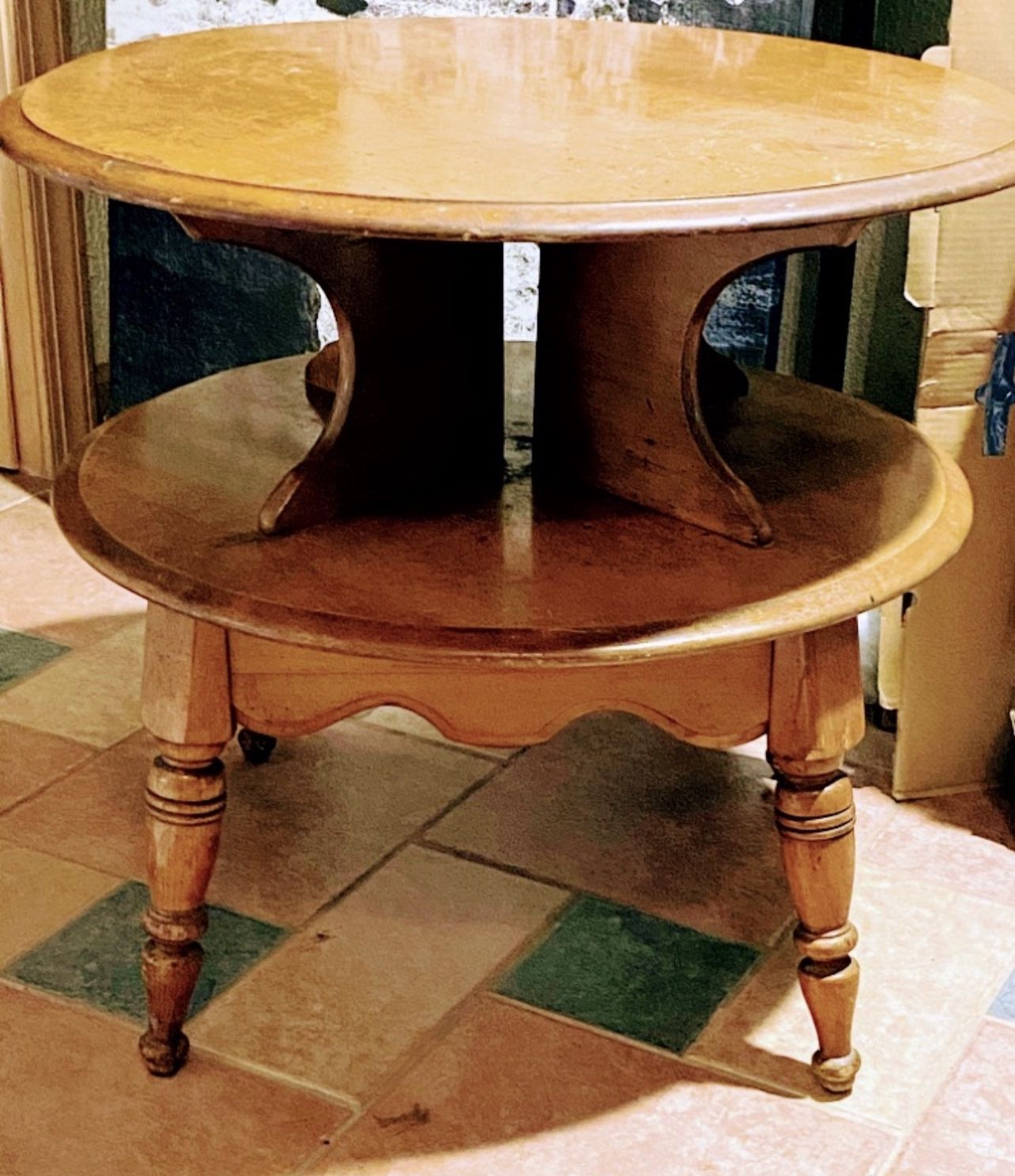 Beautiful Solid Wood Bassett Designer Coffee Table 
