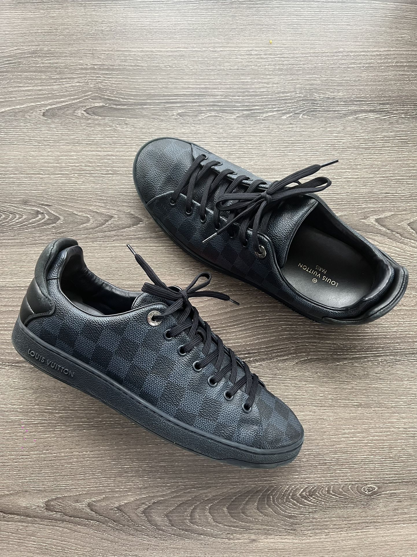 Louis Vuitton Cobalt Frontrow Size 8.5 Men’s/10 Womens