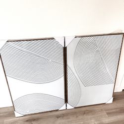 NEW Set Of 2 Frames Canvas Art 