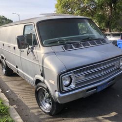 Dodge B200 Van 360 V8  Buick Chevy C10 G10 Shorty Van Gmc Pontiac Silverado Projects V8 Plymouth Cutlass Obs Camaro Z28SS El Camino Nova Impala 15”