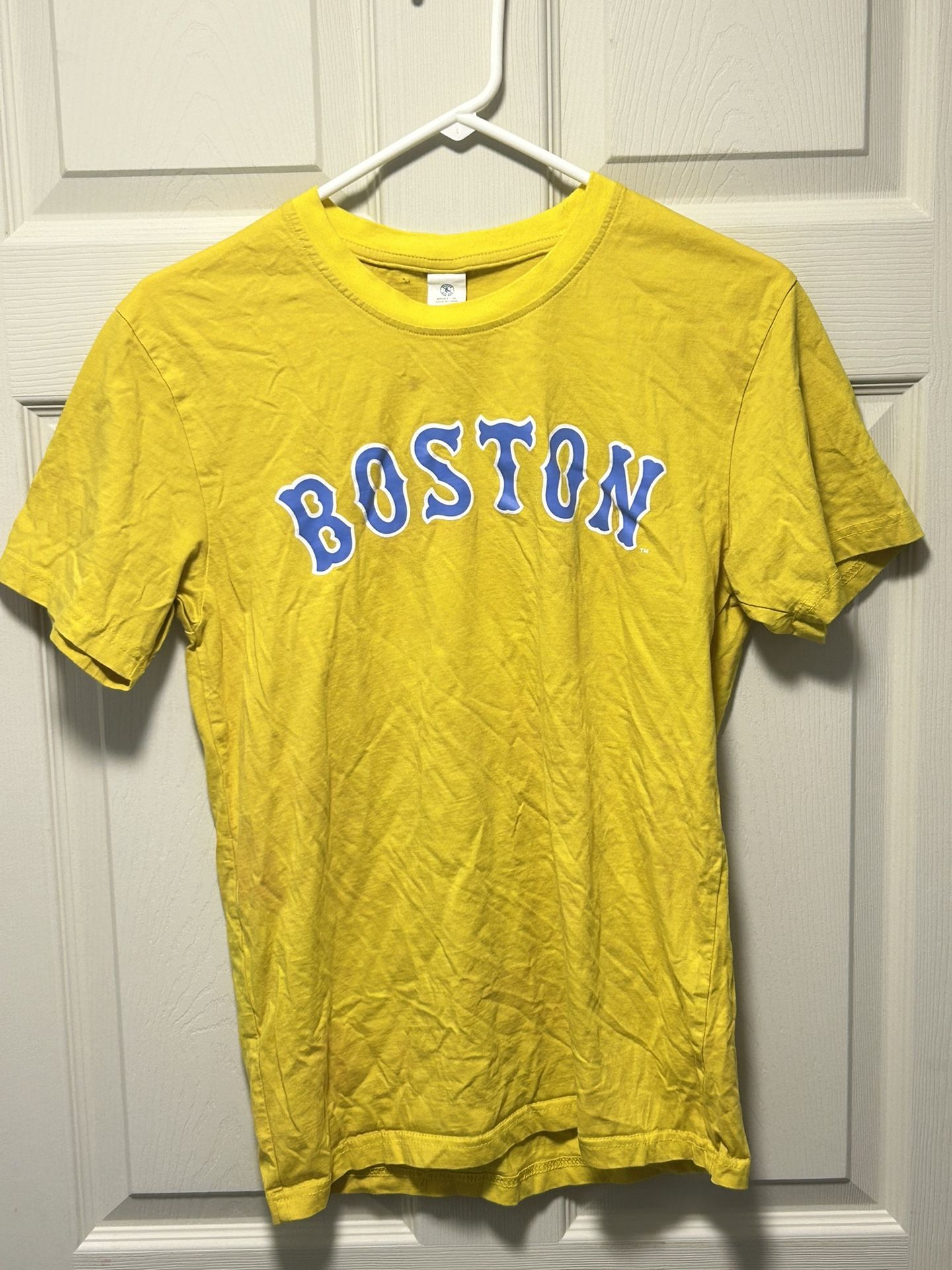 BOSTON RED SOX STADIUM GIVEAWAY SGA CLASS OF 2024 T-SHIRT SZ XL ALT YELLOW MED