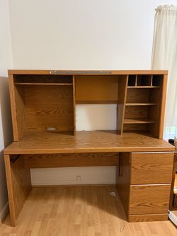 Oak Wood Computer Desk with Hutch