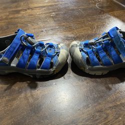 Keen Boys Toddler  Size 11