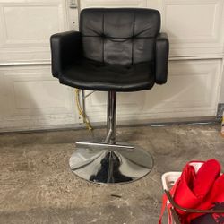 Adjustable Height Bar Chair