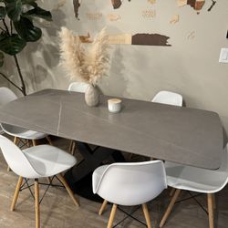 Modern Dinning Table 