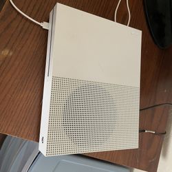 Xbox One S