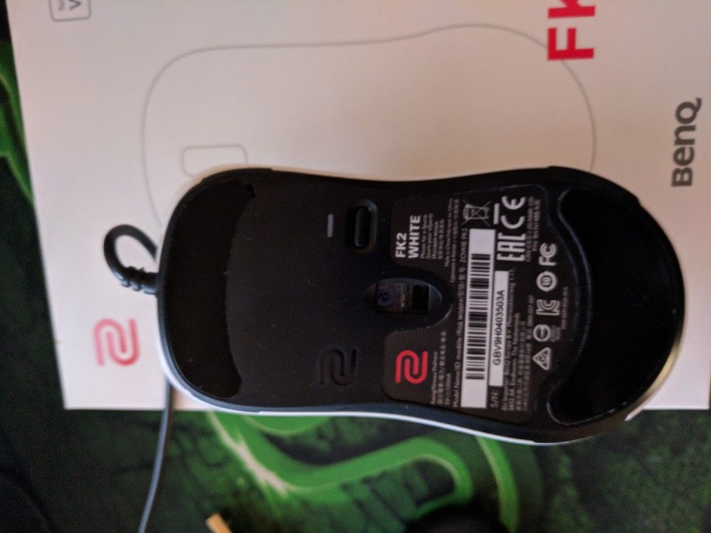 Zowie fk2 gaming mouse white edition