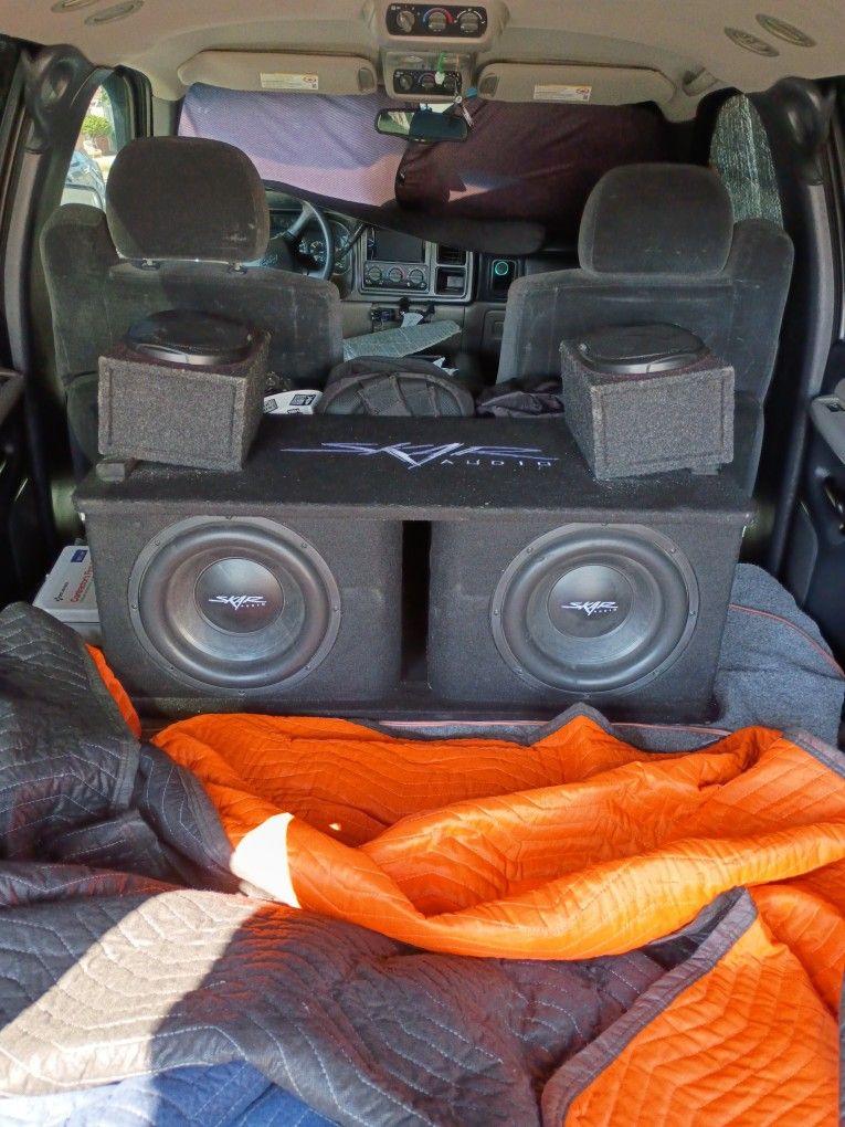 Skar Audio Set Up .Bass N Voice