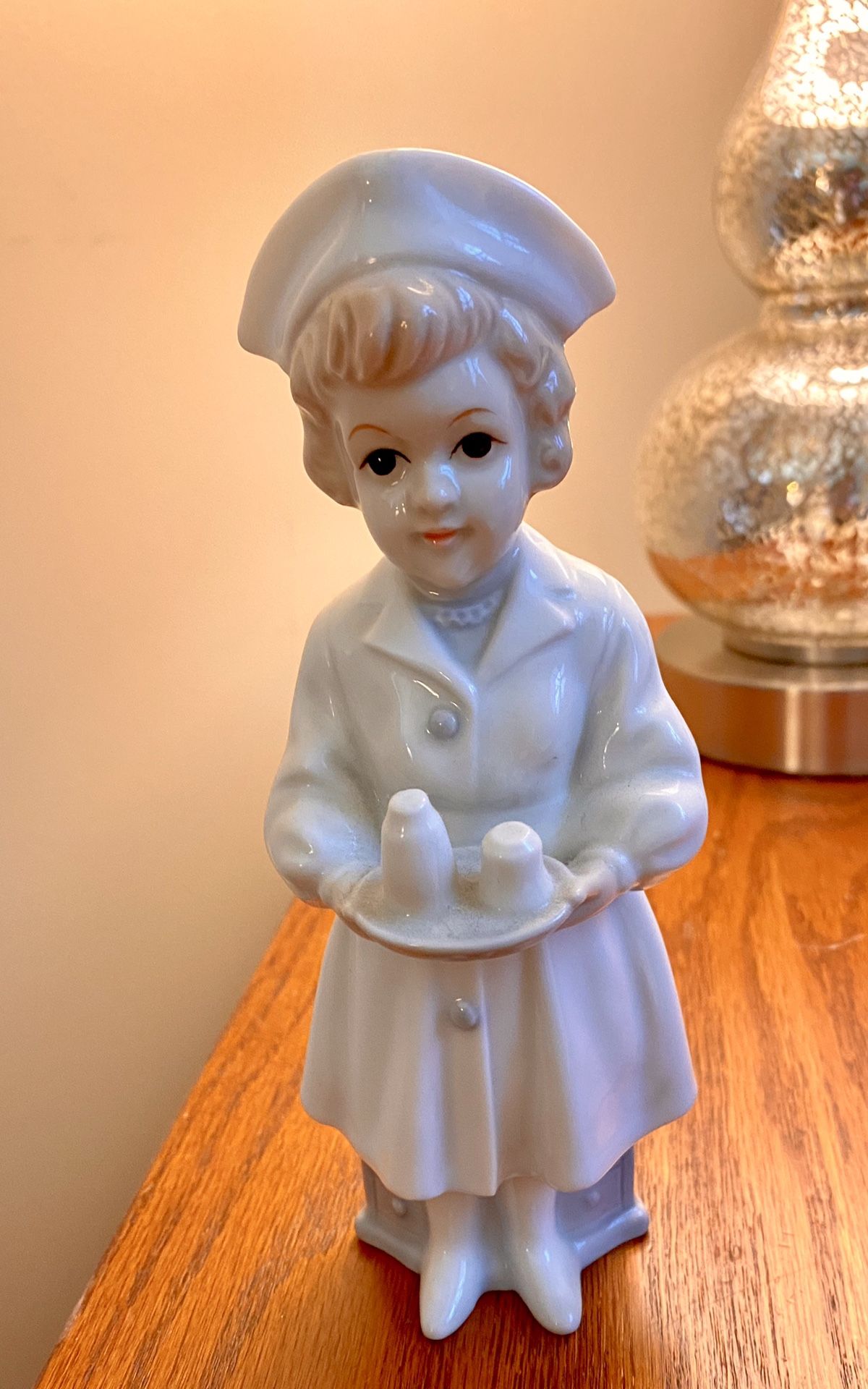 Harvey Knox figurine