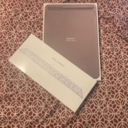 iPad Pro Leather Sleeve And Magic Keyboard (New)