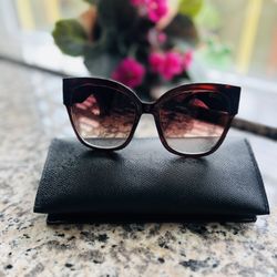 Gucci Havana Oversized Sunglasses With Vintage Look
