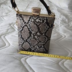 Snake Diamond Print Bag
