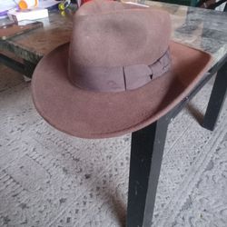 2008 Indiana Jones. Hat