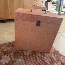Vinyl Record storage case  (located in orange, CA)