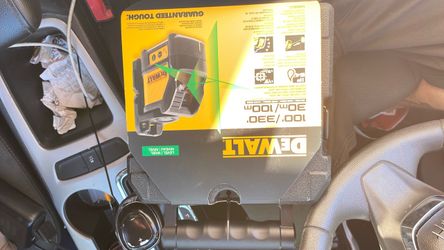 DEWALT Green Beam Self-Leveling Laser Level