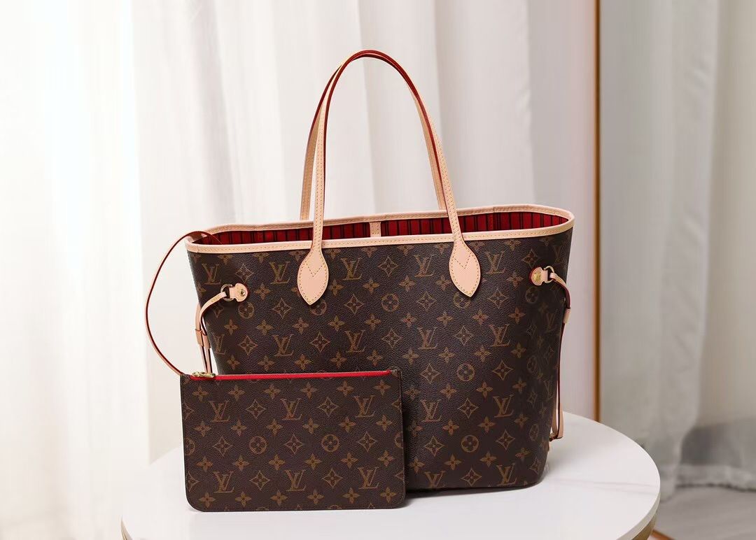 Classic luxury women's bag