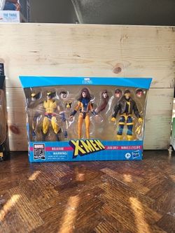 Marvel 80th legends love triangle. Wolverine, Jean Grey, and Marvel's Cyclops