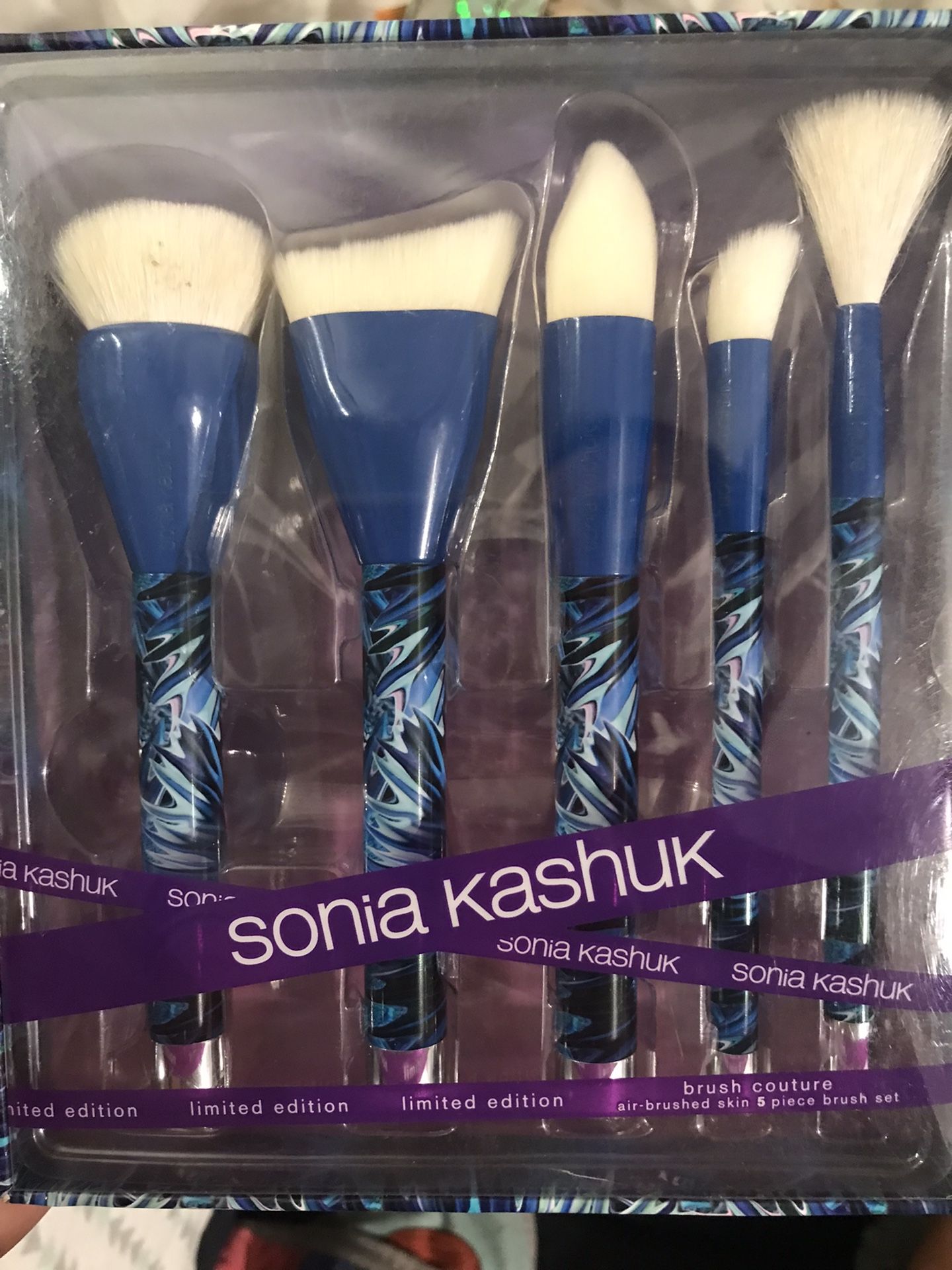 New Sonia Kashuk Makeup Brush Set