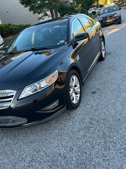 Ford Taurus