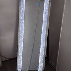 LED Lights Mirrors 