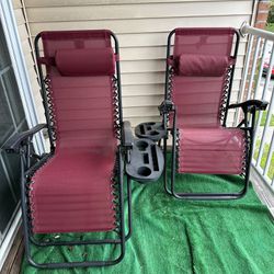 Set of 2 Adjustable Steel Mesh Zero Gravity Lounge Chair Recliners w/Pillows an
