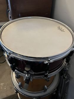 Yamaha 14x5.5" Stage Custom Snare Drum
