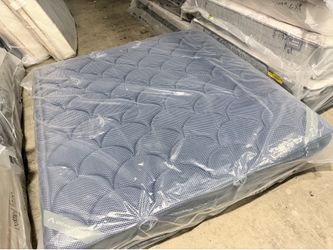 King mattress dreamcloud hybrid firm