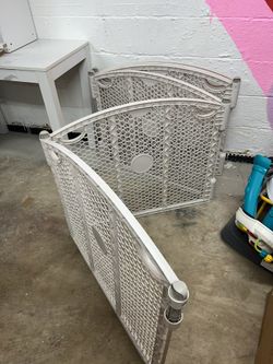 Baby Gate Indoor/Outdoor