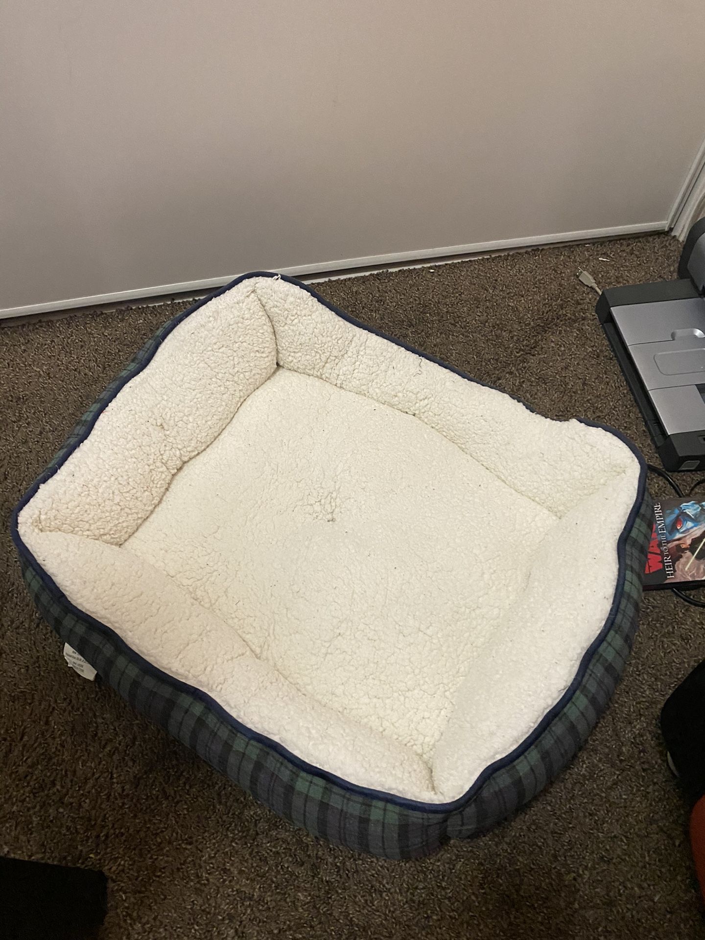 Small To Medium Size Dog/Cat Bed