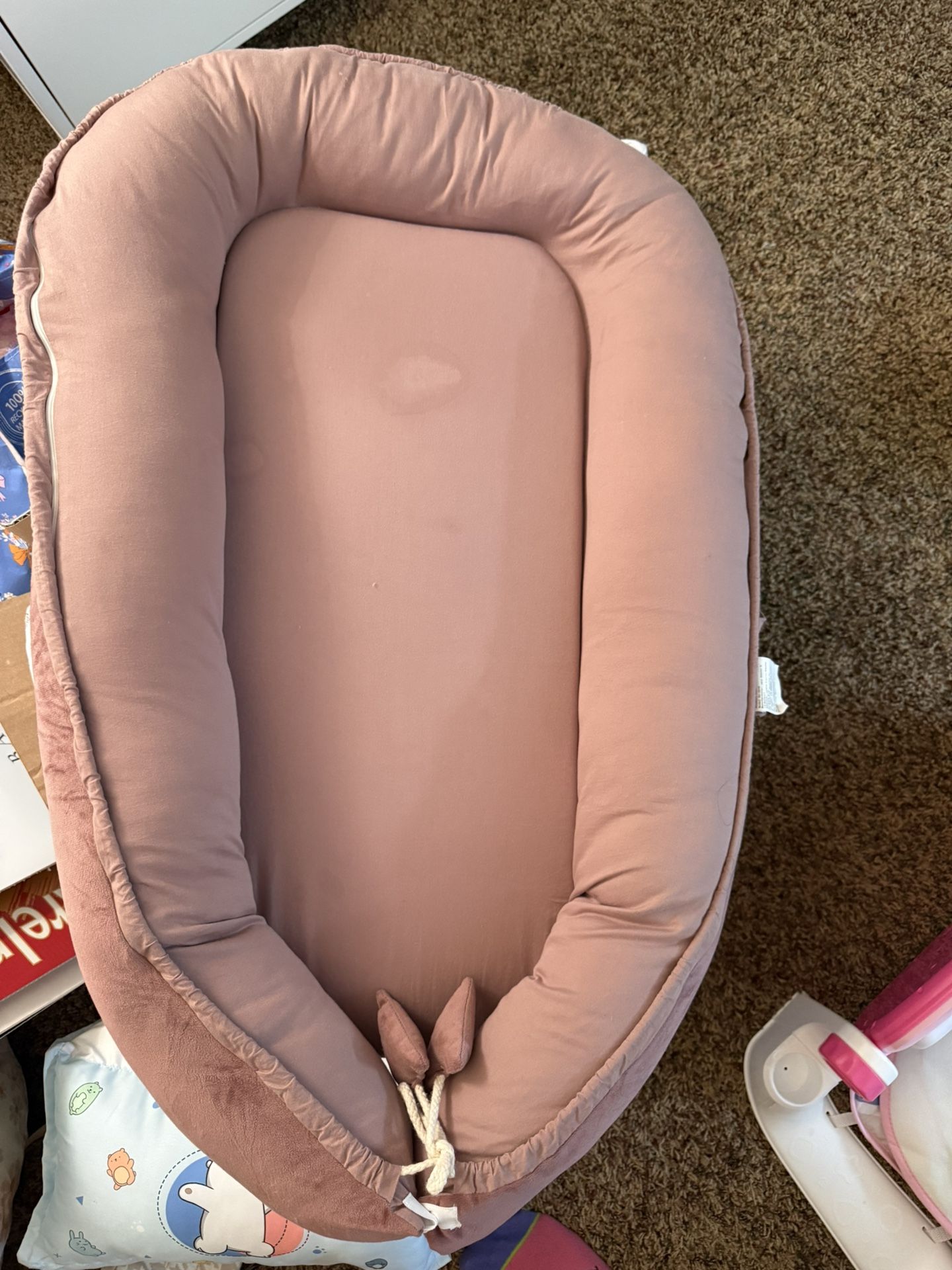 baby lounger