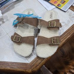 Slippers