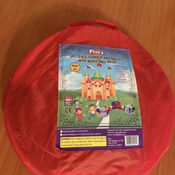 Kid’s Pop Up Tent, Tunnels, And Ball Pit 