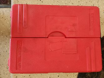 Pneumatic tool set