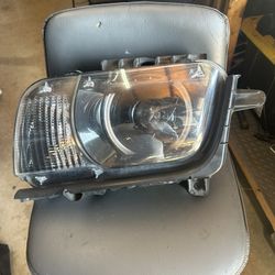 2010-2013 Chevrolet Camaro SS Headlight Oem 