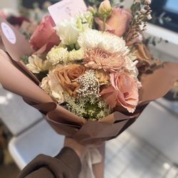 Mother’s day Fresh Flower Bouquets