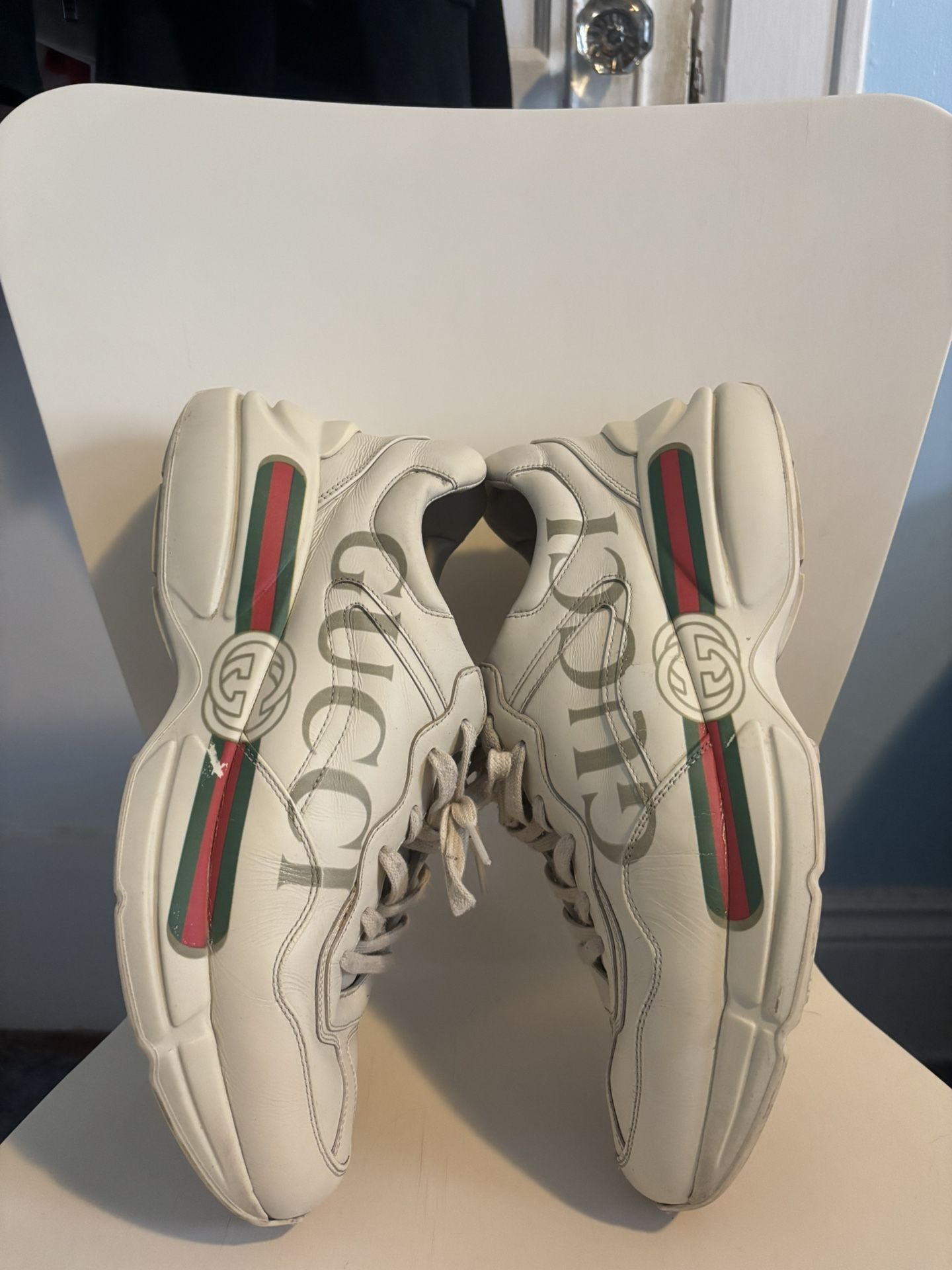 Gucci Rhython Vintage Logo - Model 500877 (Men Size 10.5, Used)