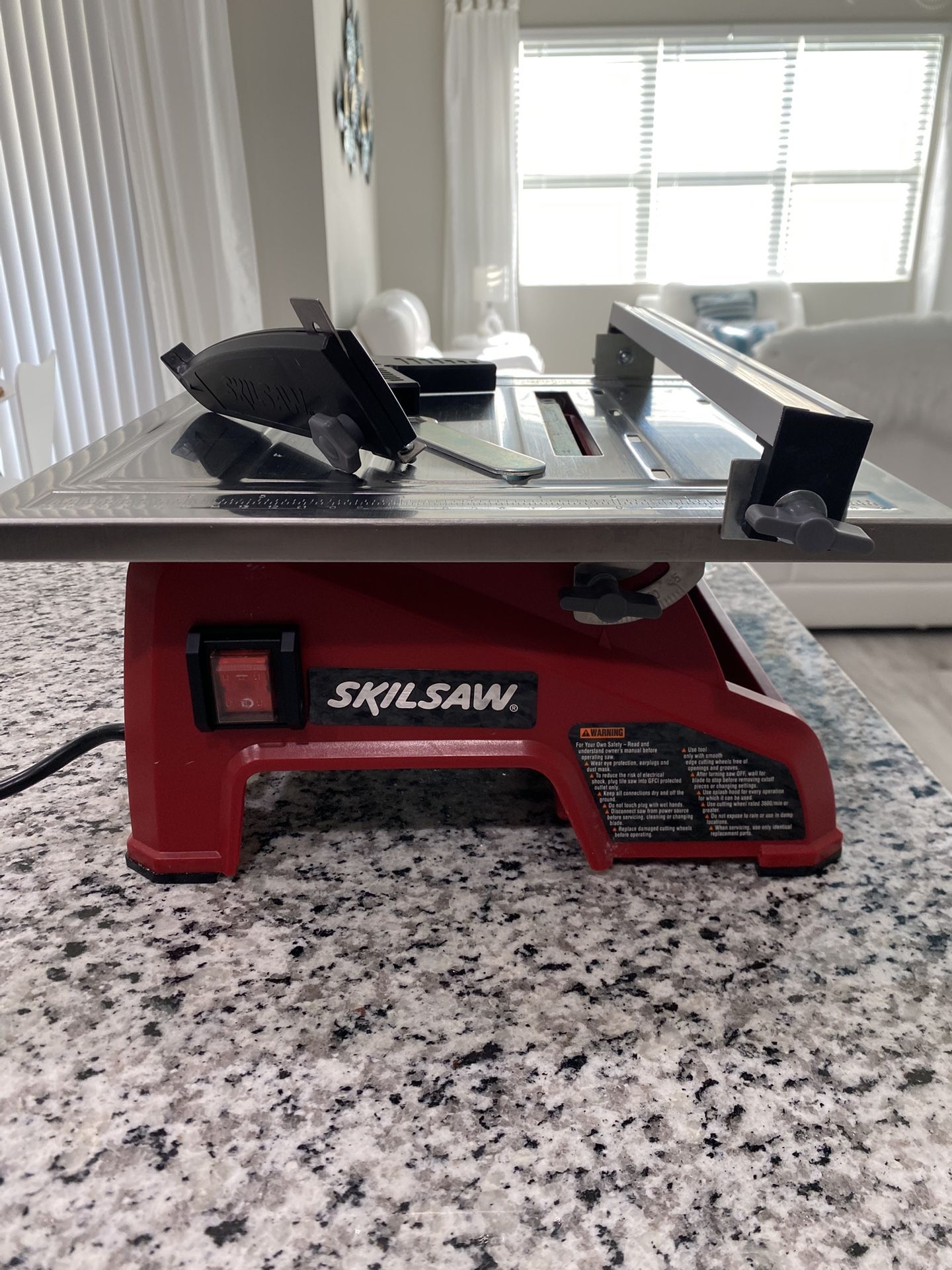 Skilsaw Corded Wet Tile Cutter
