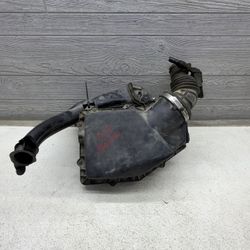 2016-2024 Chevy Malibu 1.5L Air Cleaner Intake Box And Tube 