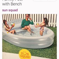 Family Pool With Bench