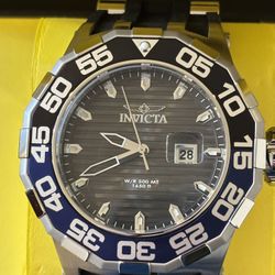 Reduced Again! Only $75! New Battery Too. Large and unique Invicta 500M XL Diver watch for great price!