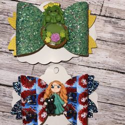 Hair Bow With Clay 