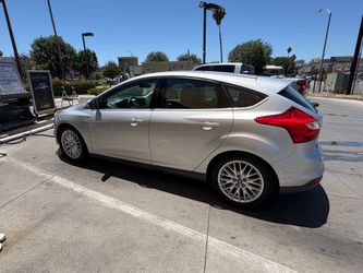 2013 ford focus titanium