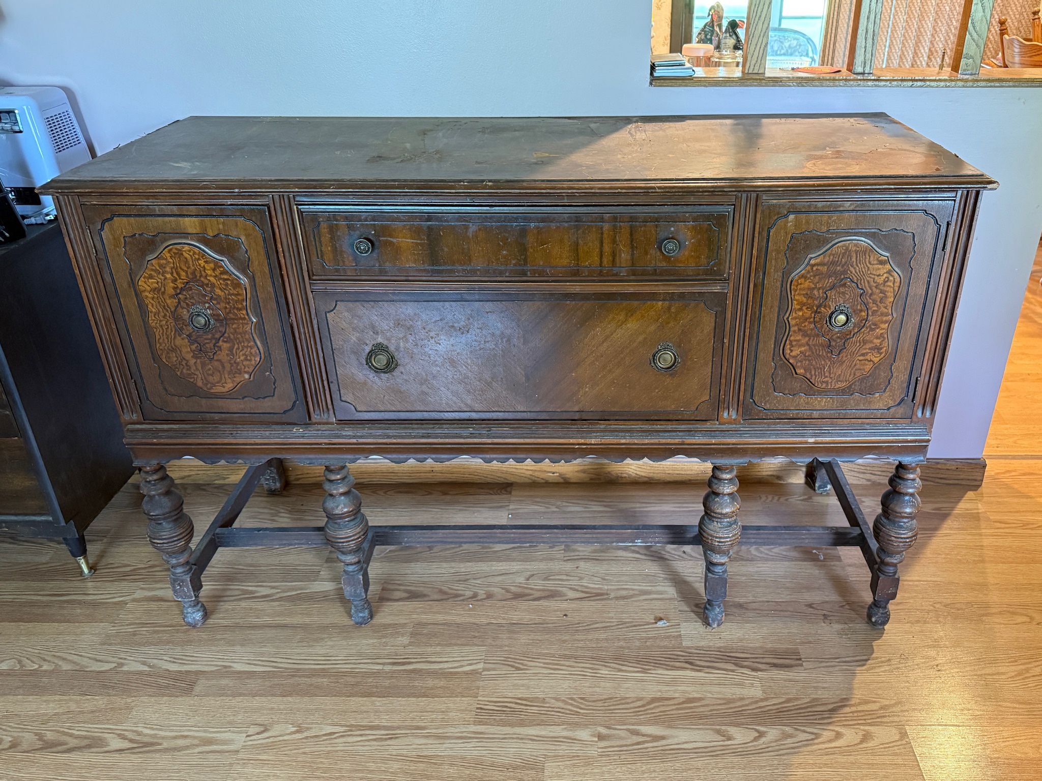 Antique Buffet/Sidebar